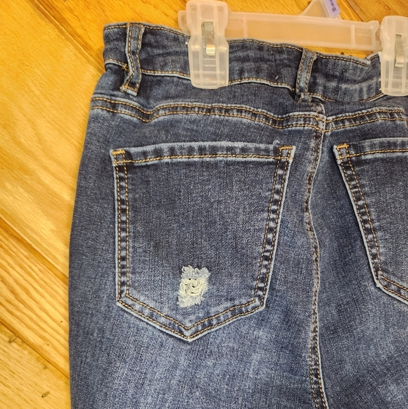 Almost famous size 3 medium wash ripped skinny jeans - Picture 7 of 9